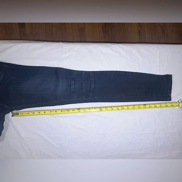 Paige Women’s Size 28 Jeans - Picture 8 of 12